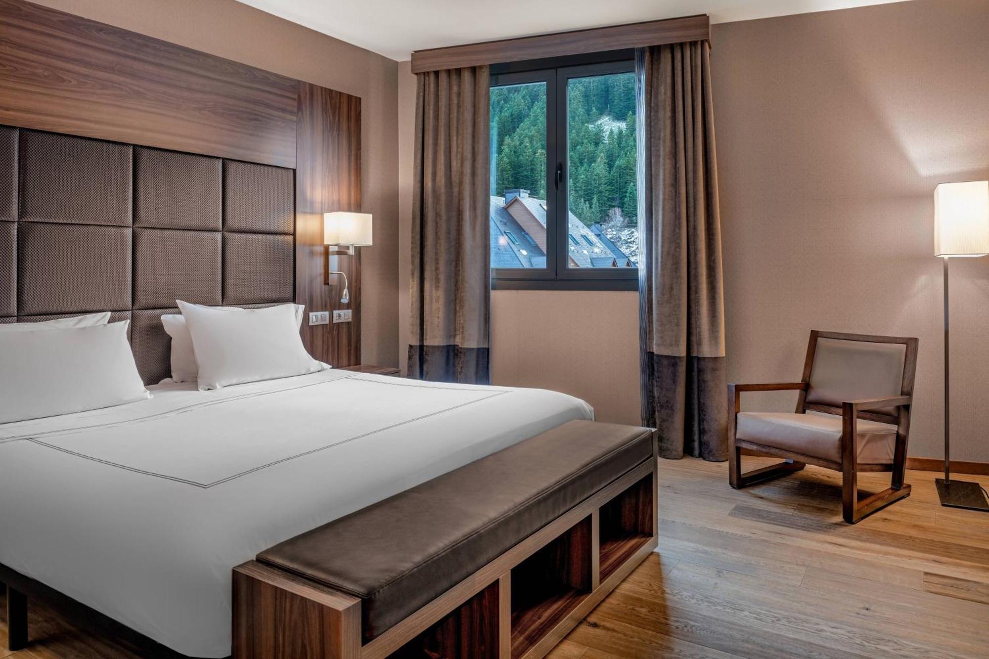 Hotel Ac Baqueira Ski Resort, Autograph Collection Baqueira Beret Luaran gambar