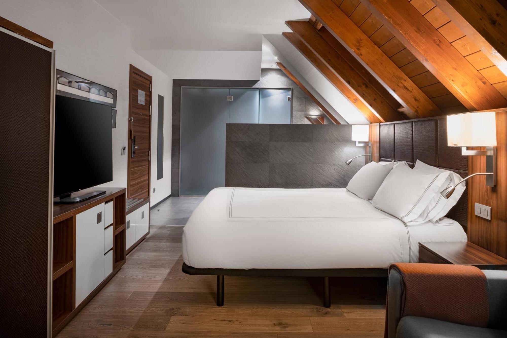 Hotel Ac Baqueira Ski Resort, Autograph Collection Baqueira Beret Luaran gambar
